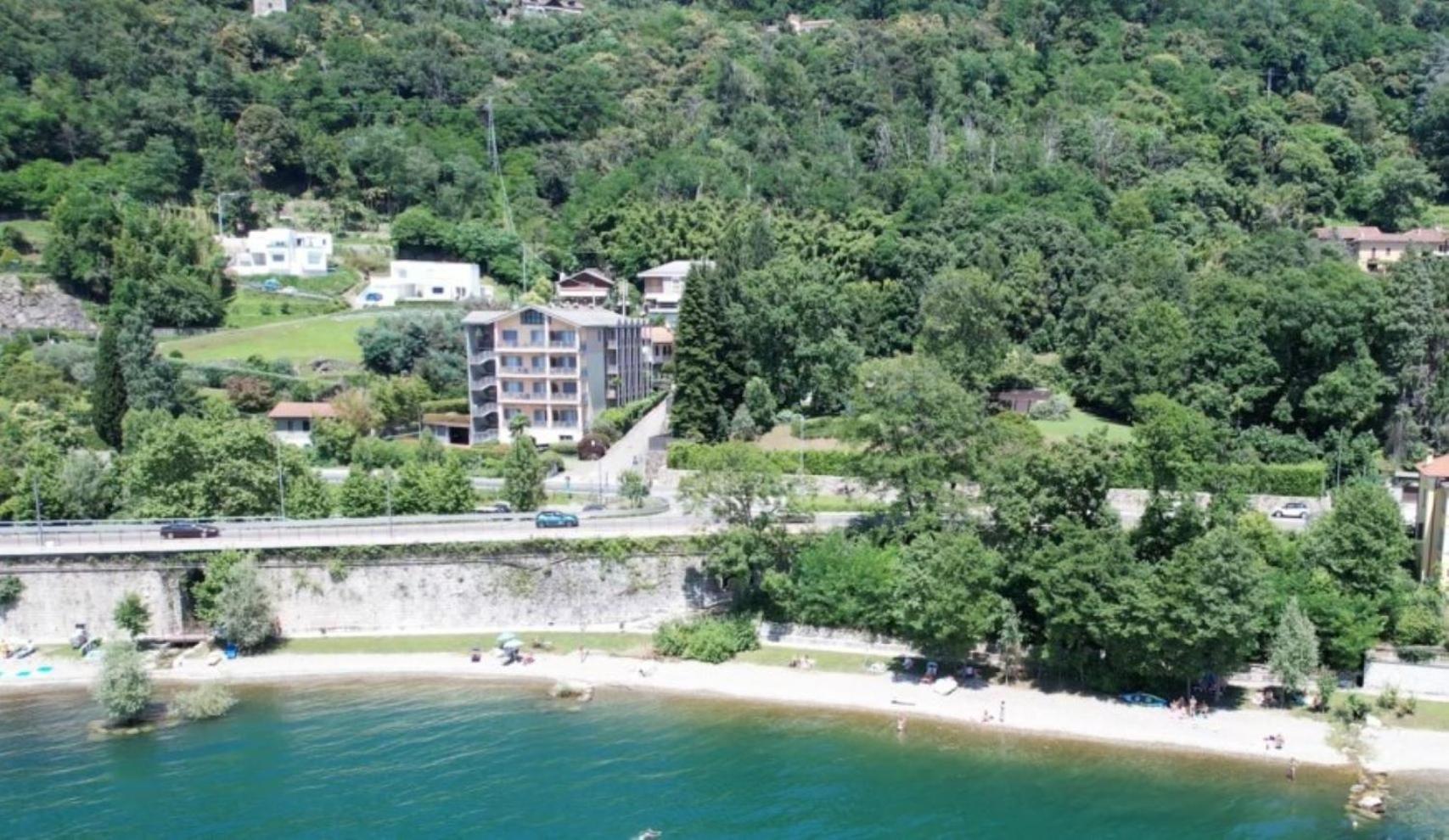Residence Tre Ponti Verbania Buitenkant foto