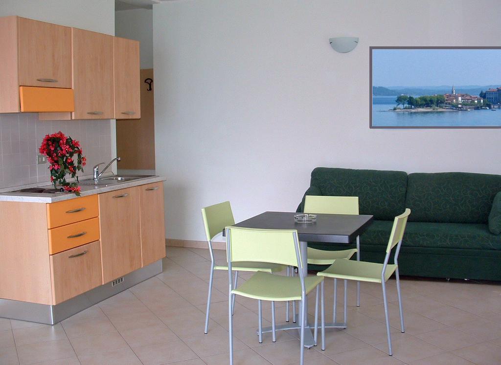 Residence Tre Ponti Verbania Kamer foto