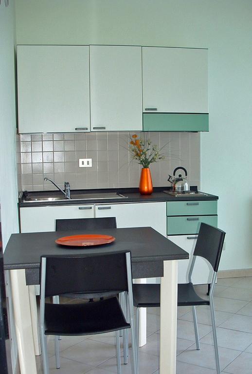 Residence Tre Ponti Verbania Buitenkant foto