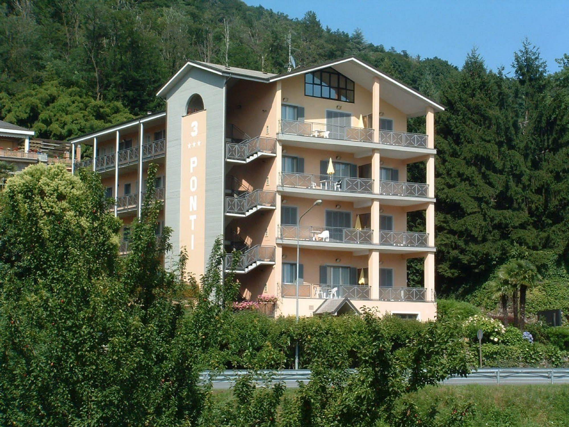 Residence Tre Ponti Verbania Buitenkant foto