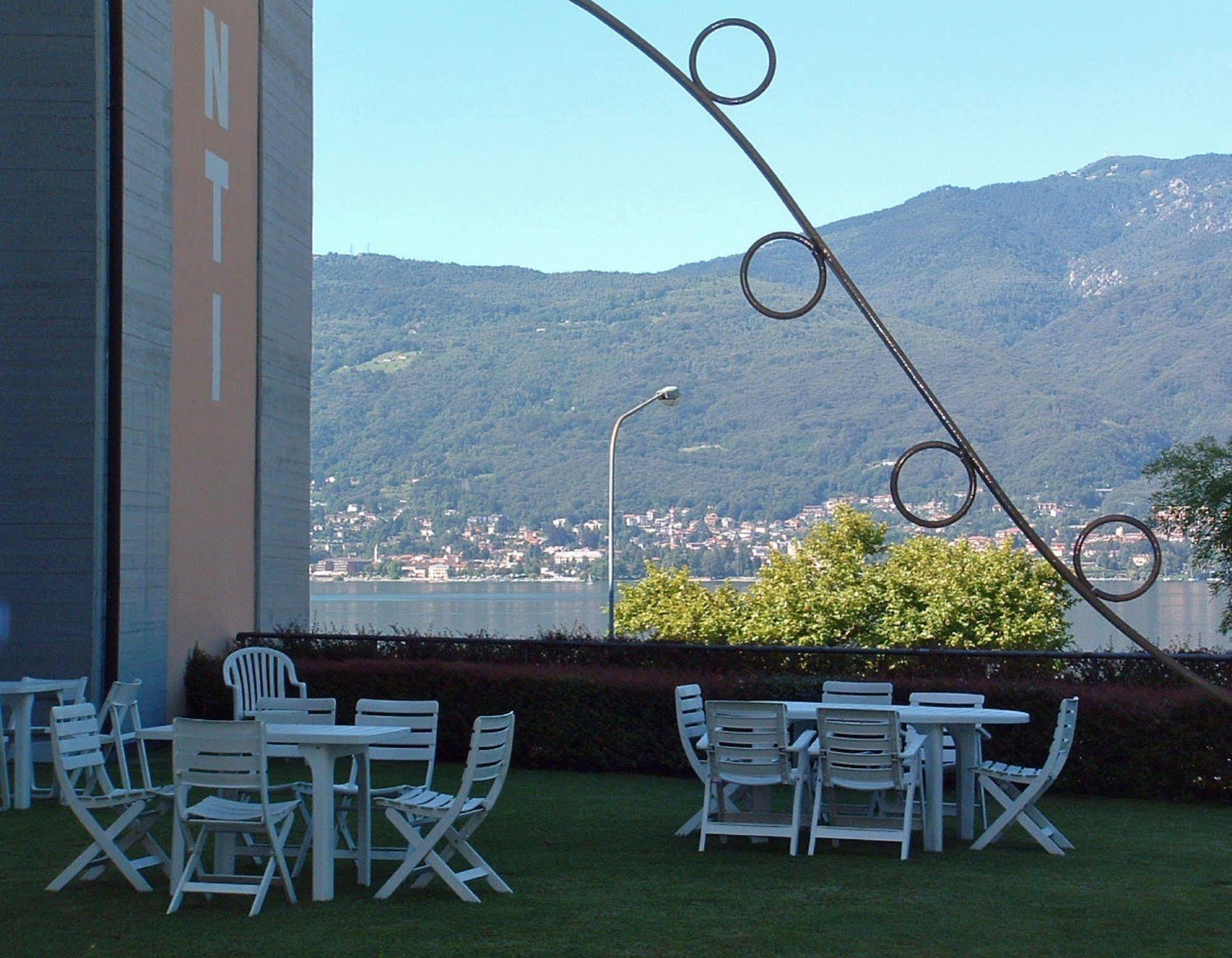 Residence Tre Ponti Verbania Buitenkant foto