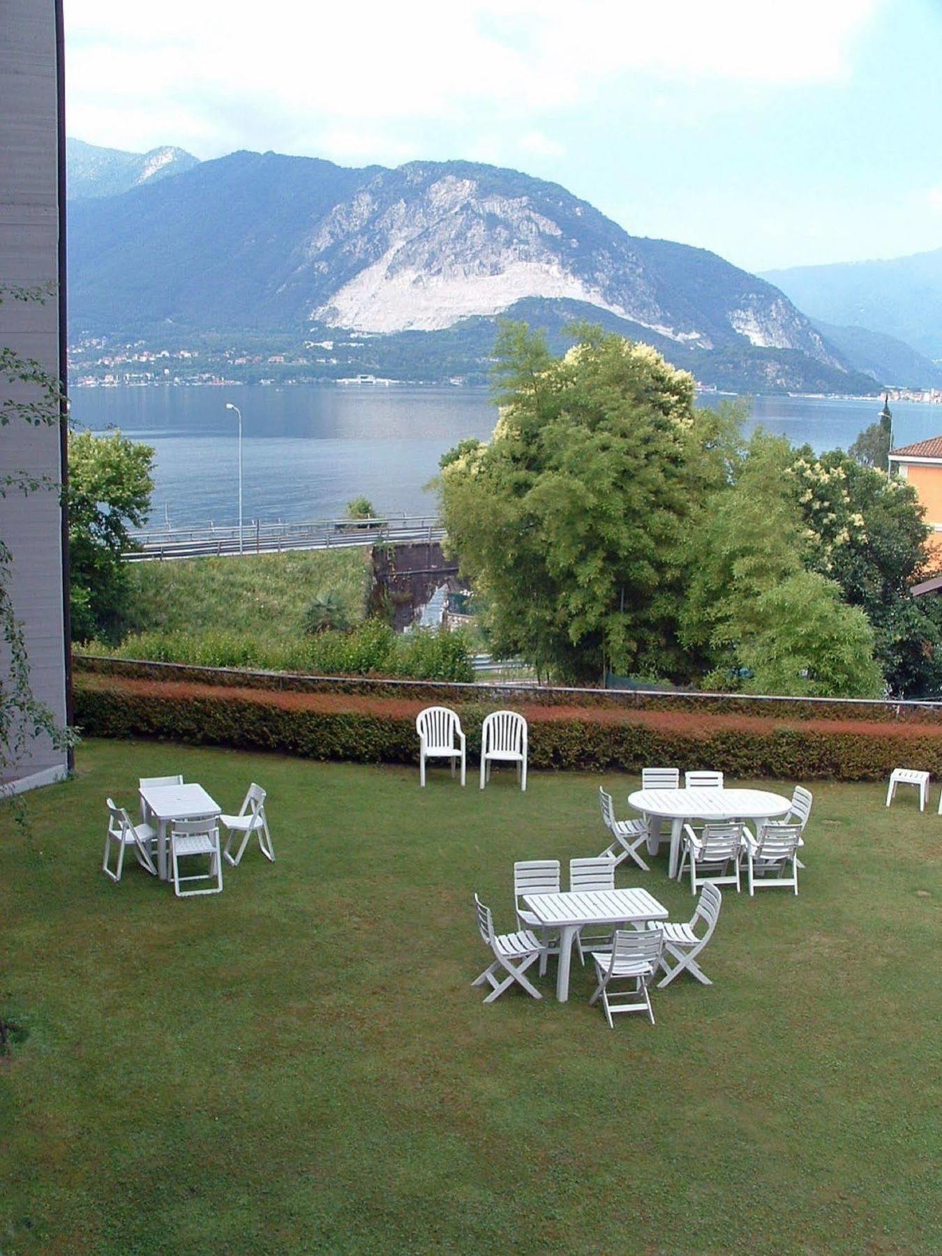 Residence Tre Ponti Verbania Buitenkant foto
